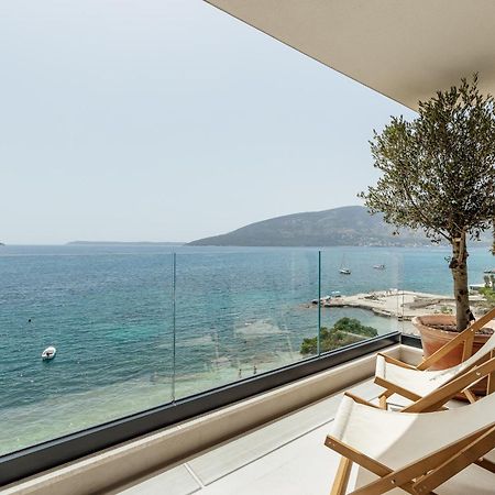 Savina Beachfront Oasis 헤르섹 외부 사진