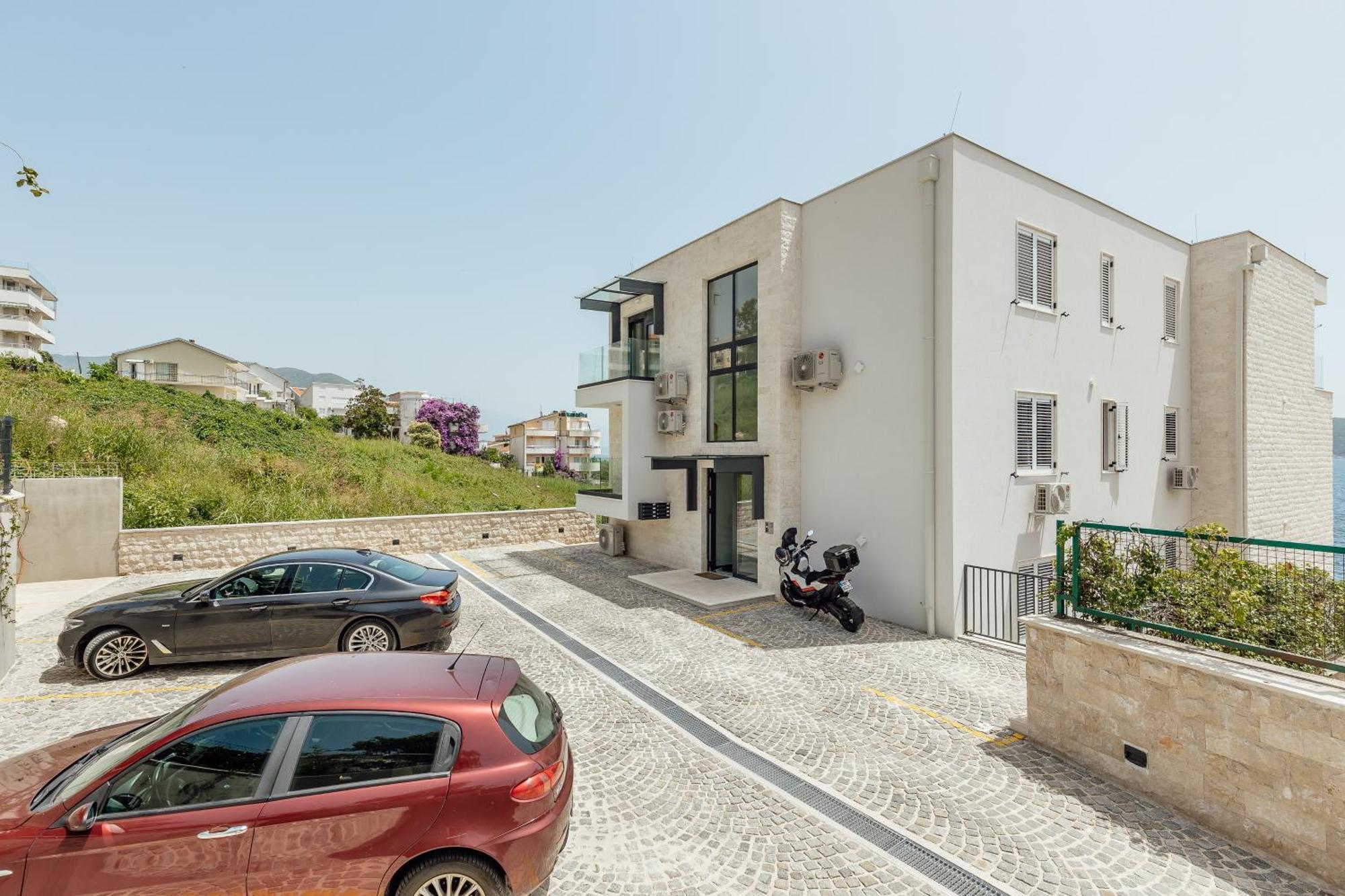Savina Beachfront Oasis 헤르섹 외부 사진