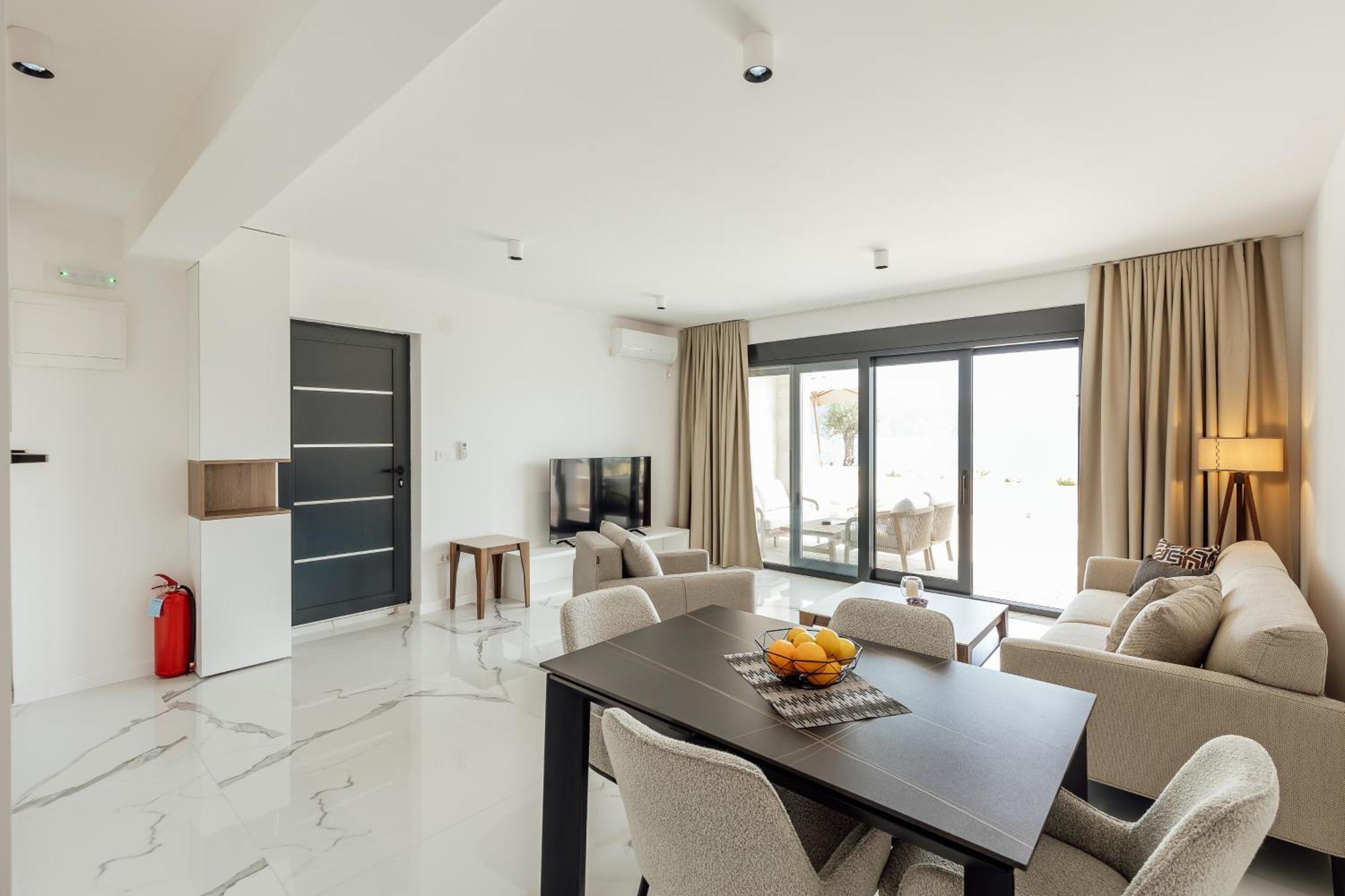 Savina Beachfront Oasis 헤르섹 외부 사진